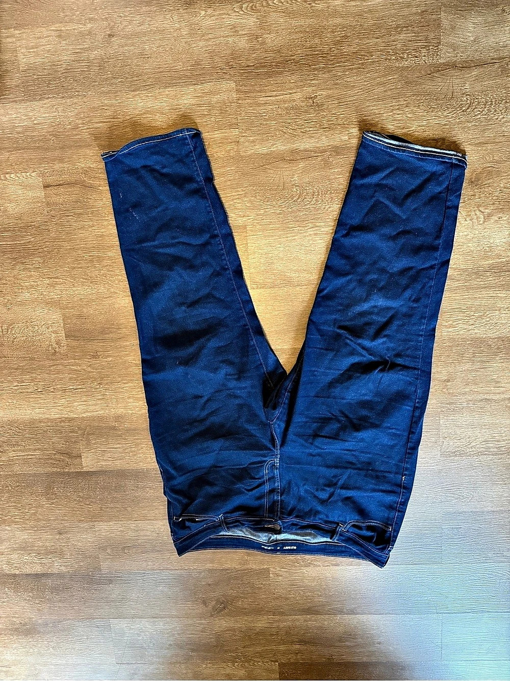 OLD NAVY High-Rise Wow Loose Jeans Straight Leg Jeans in Dark Blue